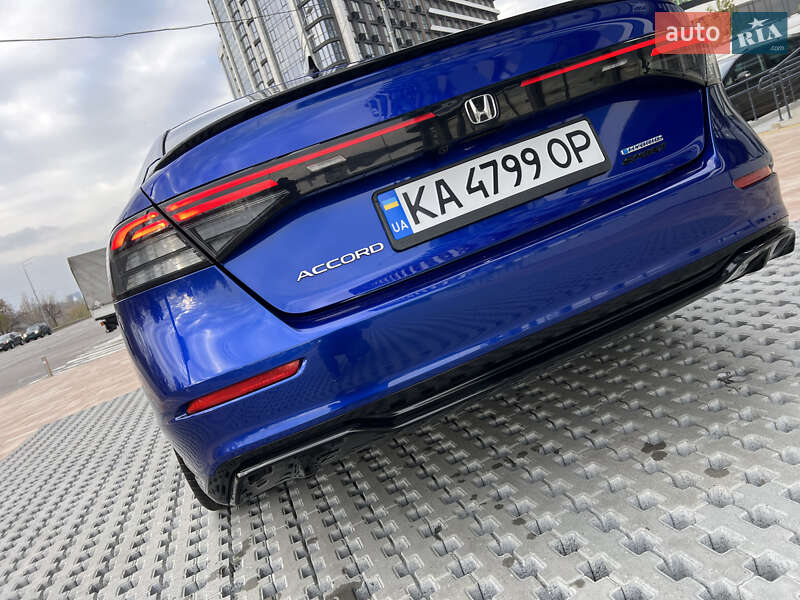 Седан Honda Accord 2023 в Києві