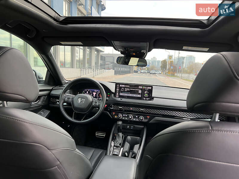 Седан Honda Accord 2023 в Києві