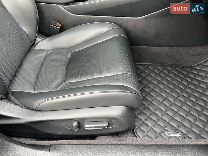 Седан Honda Accord 2023 в Києві