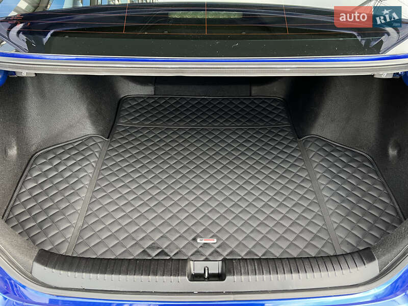 Седан Honda Accord 2023 в Києві