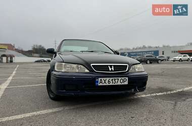 Седан Honda Accord 1999 в Ужгороде