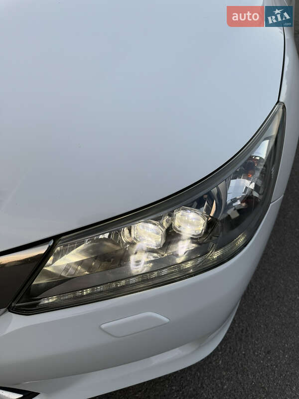Седан Honda Accord 2013 в Полтаві
