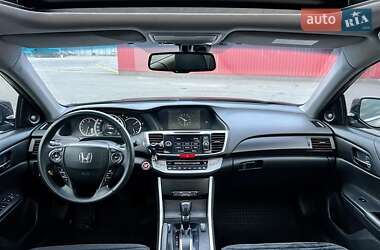 Седан Honda Accord 2013 в Києві