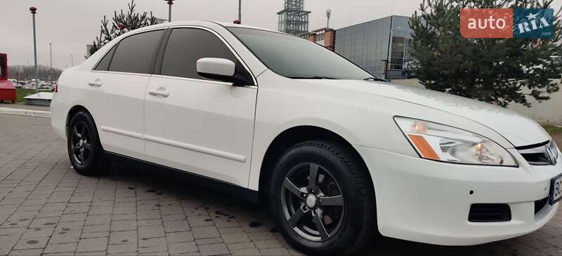 Седан Honda Accord 2006 в Львове