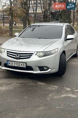 Седан Honda Accord 2011 в Києві