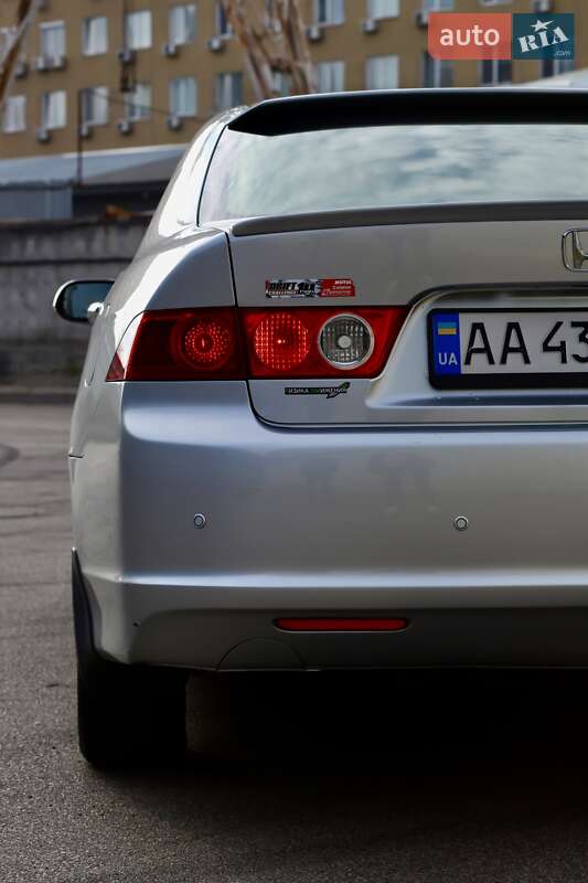 Седан Honda Accord 2006 в Києві