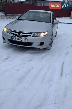 Седан Honda Accord 2005 в Києві