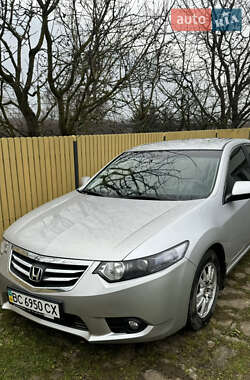 Седан Honda Accord 2012 в Львові