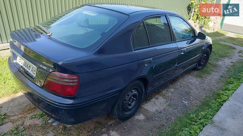 Ліфтбек Honda Accord 1999 в Тернополі