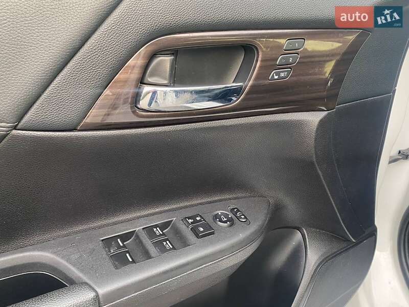 Седан Honda Accord 2017 в Львові