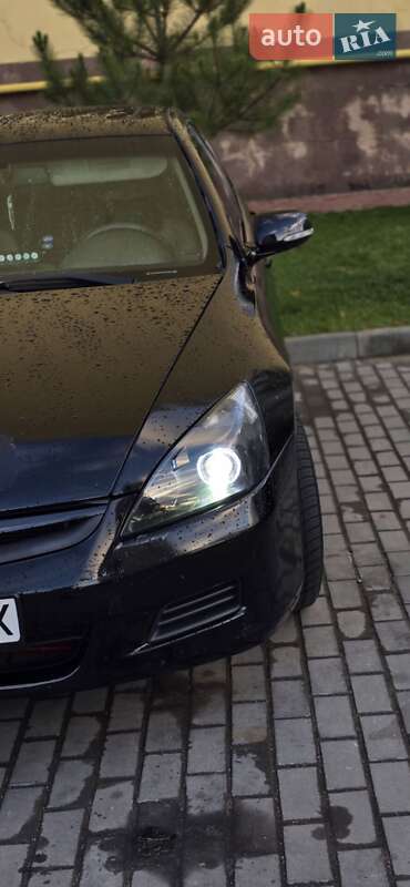Седан Honda Accord 2006 в Киеве