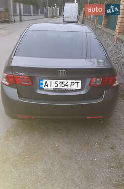 Седан Honda Accord 2010 в Вышгороде