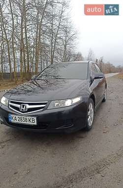 Седан Honda Accord 2006 в Іванкові