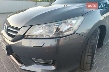 Седан Honda Accord 2013 в Кременчуці