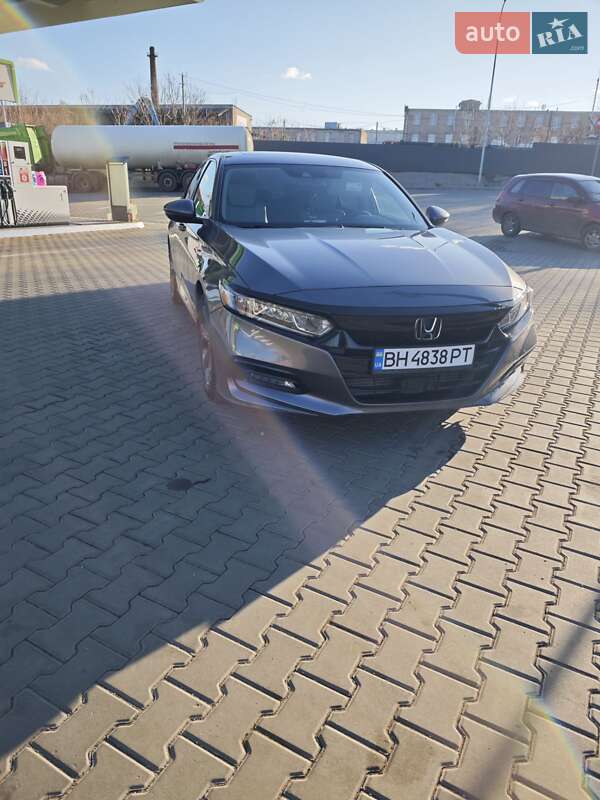 Седан Honda Accord 2017 в Одессе