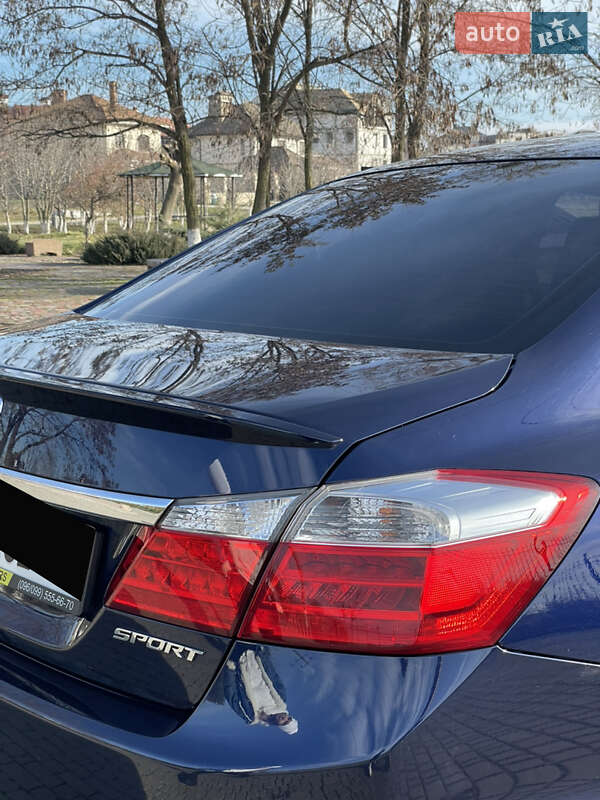 Седан Honda Accord 2013 в Одесі