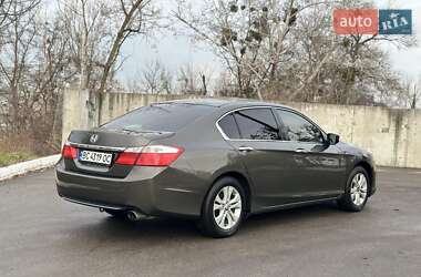 Седан Honda Accord 2014 в Киеве