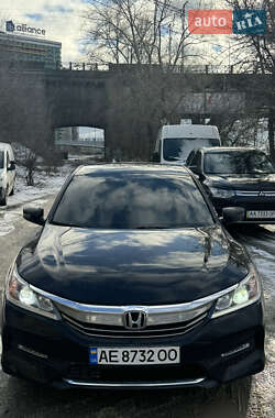 Седан Honda Accord 2017 в Киеве