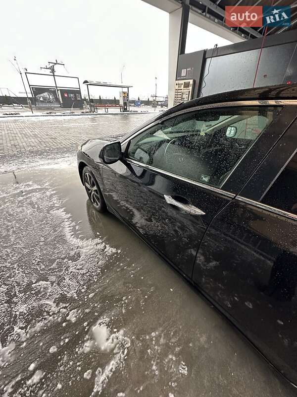 Седан Honda Accord 2011 в Хусті