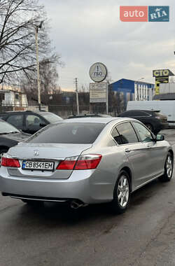 Седан Honda Accord 2014 в Чернігові