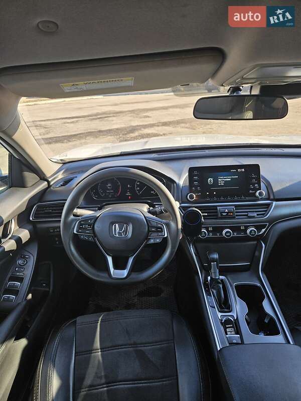 Седан Honda Accord 2019 в Тернополе