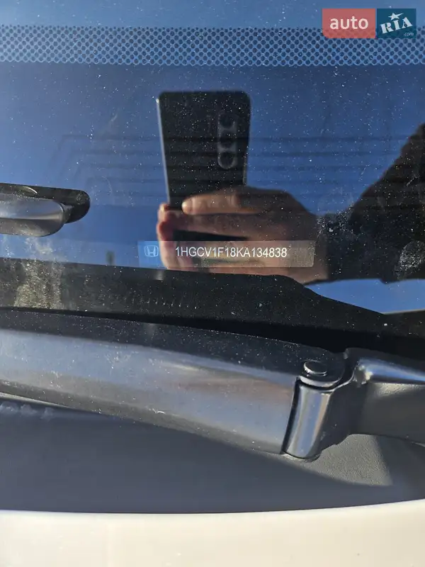 Седан Honda Accord 2019 в 