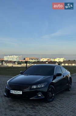 Купе Honda Accord 2010 в Рівному