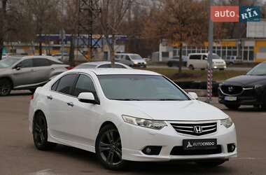 Седан Honda Accord 2012 в Києві