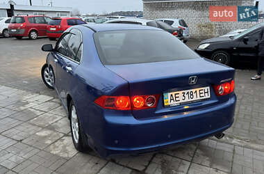 Седан Honda Accord 2006 в Днепре