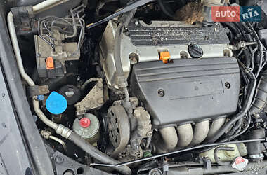 Седан Honda Accord 2005 в 
