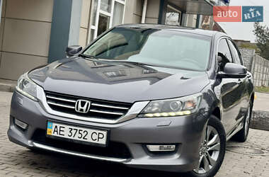 Седан Honda Accord 2013 в Дніпрі