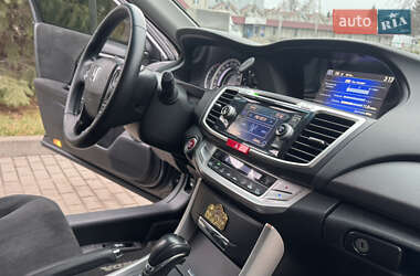 Седан Honda Accord 2013 в Дніпрі