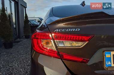 Седан Honda Accord 2018 в Львові