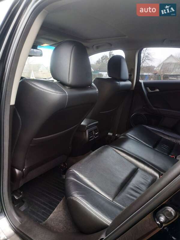 Седан Honda Accord 2010 в Варве