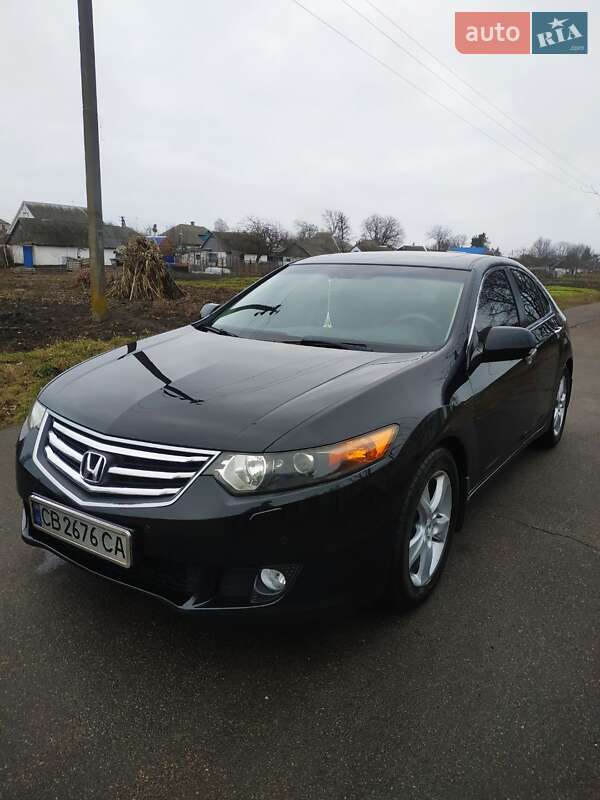 Седан Honda Accord 2010 в Варве