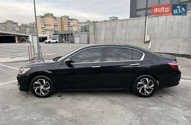 Седан Honda Accord 2016 в 
