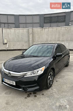 Седан Honda Accord 2016 в 