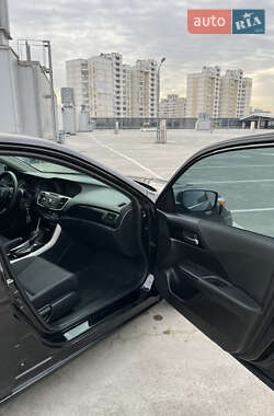 Седан Honda Accord 2016 в 
