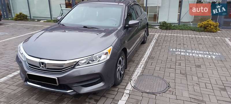 Седан Honda Accord 2017 в 