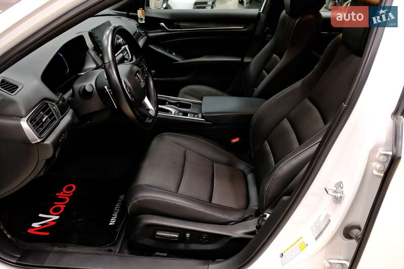 Седан Honda Accord 2023 в Одессе