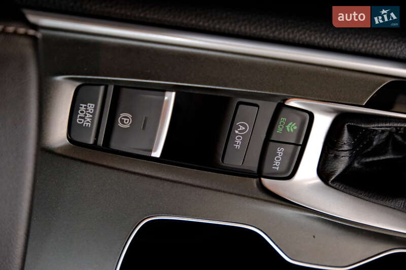 Седан Honda Accord 2023 в Одессе
