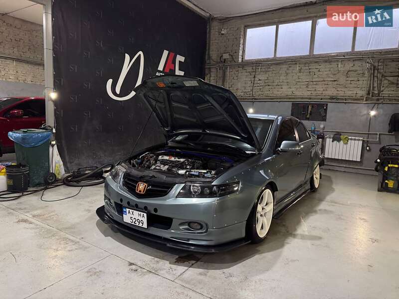 Седан Honda Accord 2003 в Києві