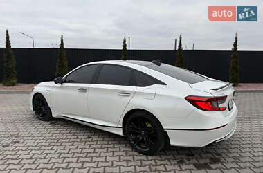 Седан Honda Accord 2021 в 