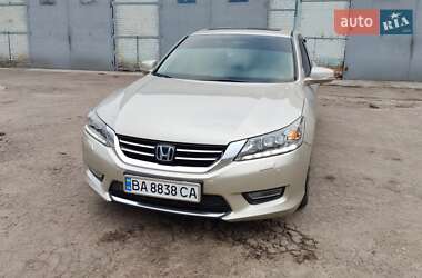 Седан Honda Accord 2013 в Кропивницькому