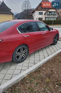 Седан Honda Accord 2016 в Бобровиці