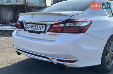 Седан Honda Accord 2016 в Києві