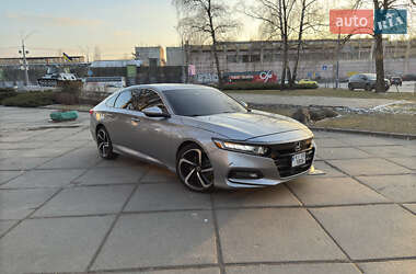 Седан Honda Accord 2019 в Киеве