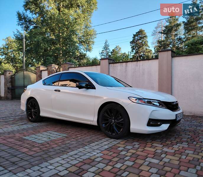 Купе Honda Accord 2017 в Києві