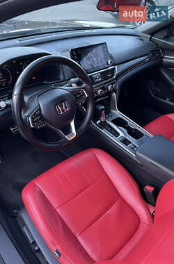 Седан Honda Accord 2019 в 