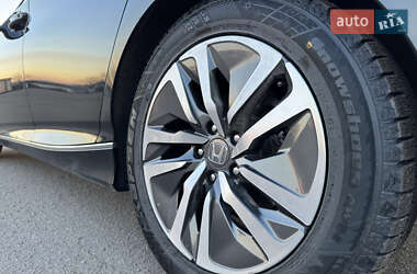 Седан Honda Accord 2021 в 